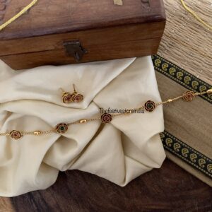 Matte ROSE motif choker set