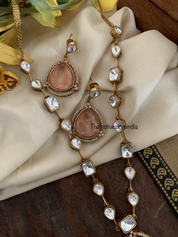 Victorian Peach chain set