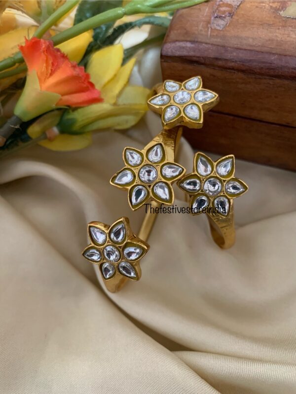 Jadau Set of 2 floral kada - White ( Free size)