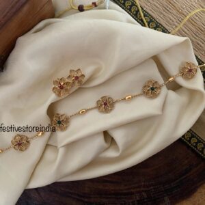 Matte FLOWER motif choker set