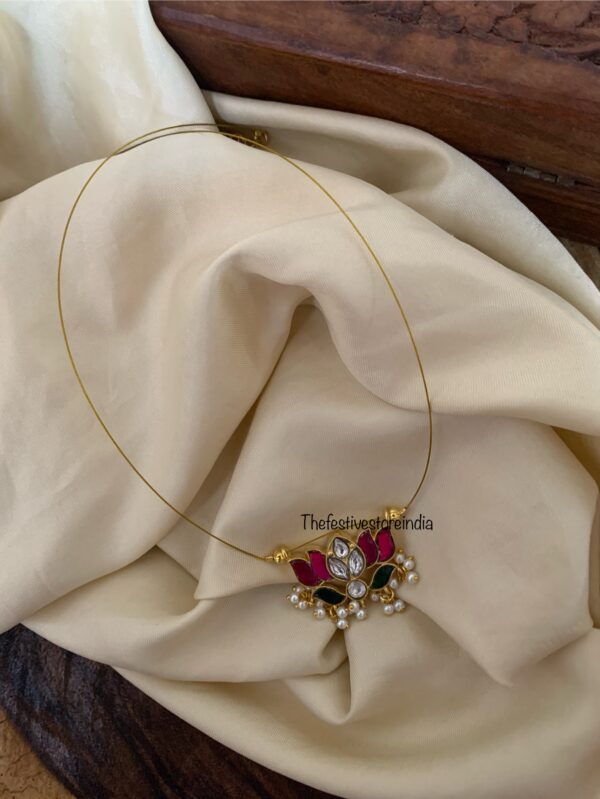 Jadau minimalist statement lotus chain | Invisible chain