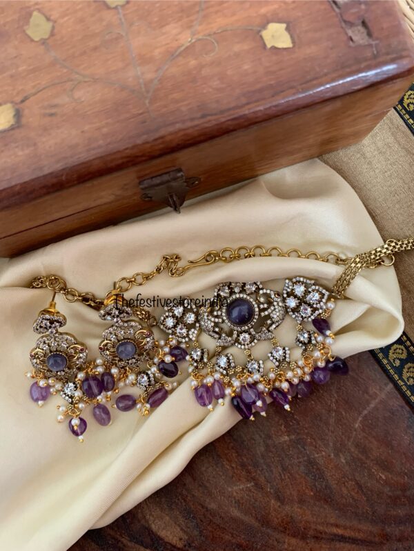 Budgeted Victorian asymmetric purple drops choker set