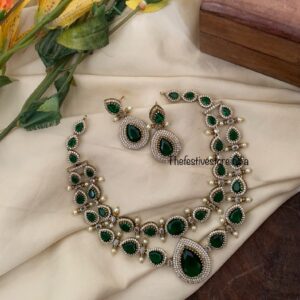 2 layer Victorian Emerald set