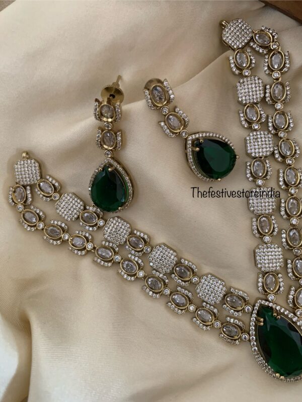 2 layer emerald drop victorian set