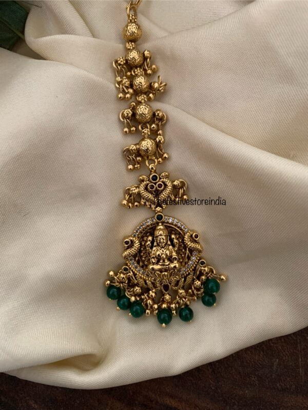 Green beads lakshmi maangtikka