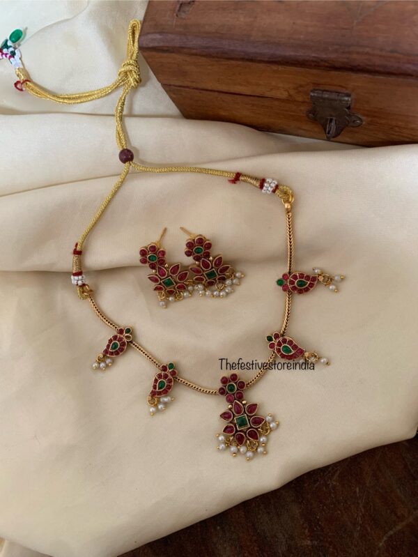 Budgeted maanga/mango necklace set