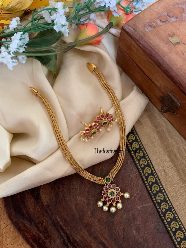 Budgeted Flower attigai necklace set