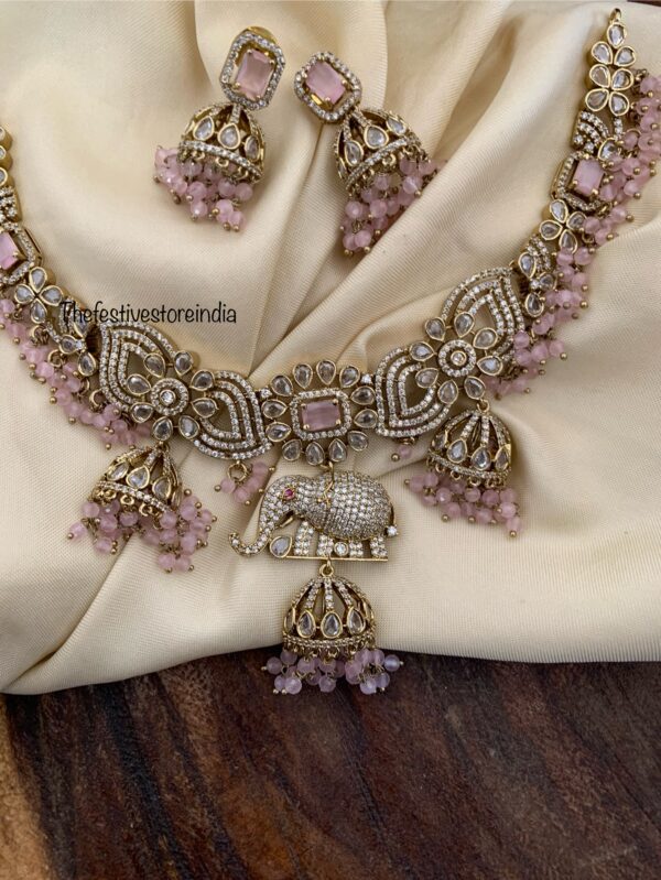Pink beads victorian necklace set