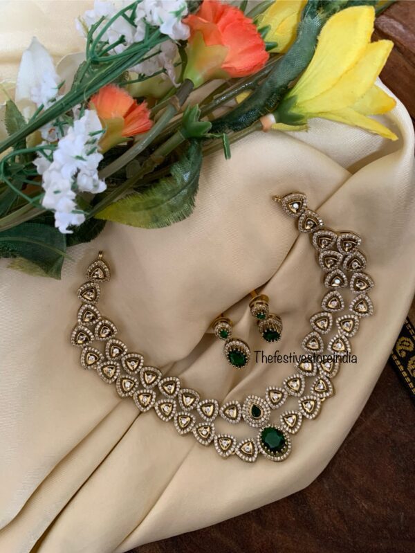 Classic 2 layer Victorian necklace set  - Green
