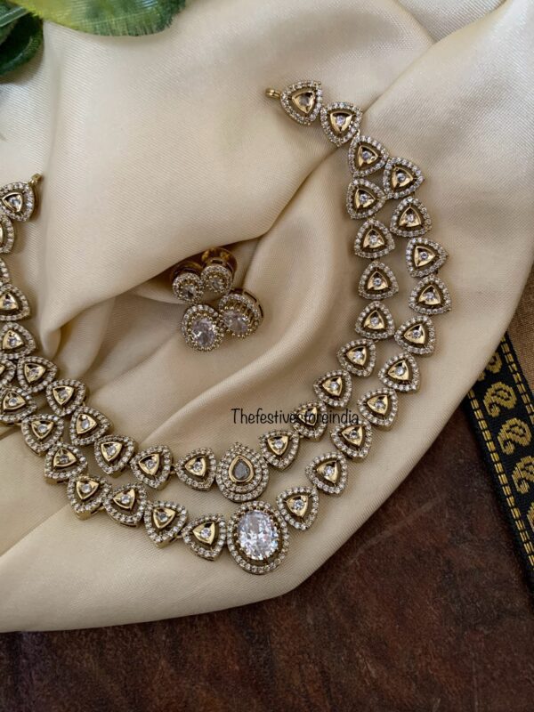 Classic 2 layer Victorian necklace set  - White