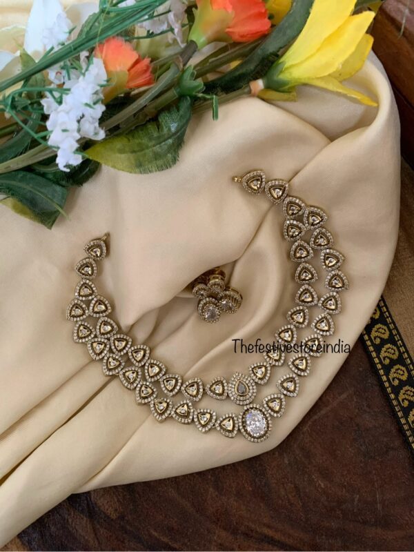 Classic 2 layer Victorian necklace set  - White