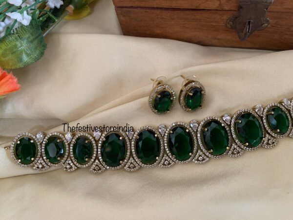 An all emerald AD stone Victorian Choker set