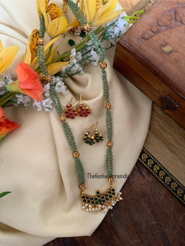 Budgeted Green beads kemp reversible necklace set