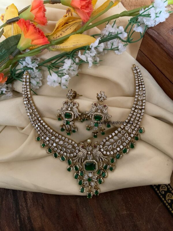 Victorian classic hasli with Emerald/green stone