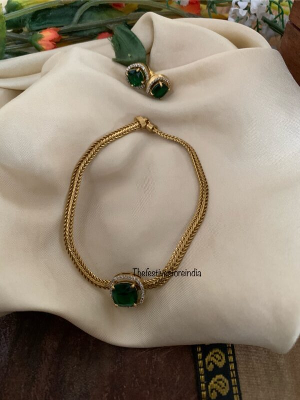 Simple pendant necklace set - Emerald