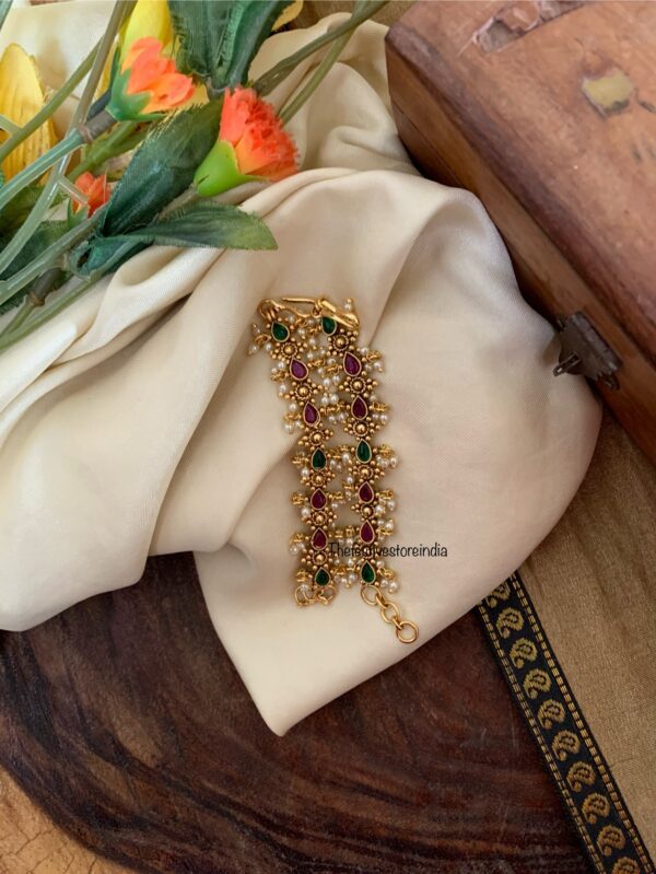 Multi colour straight maati / ear chain