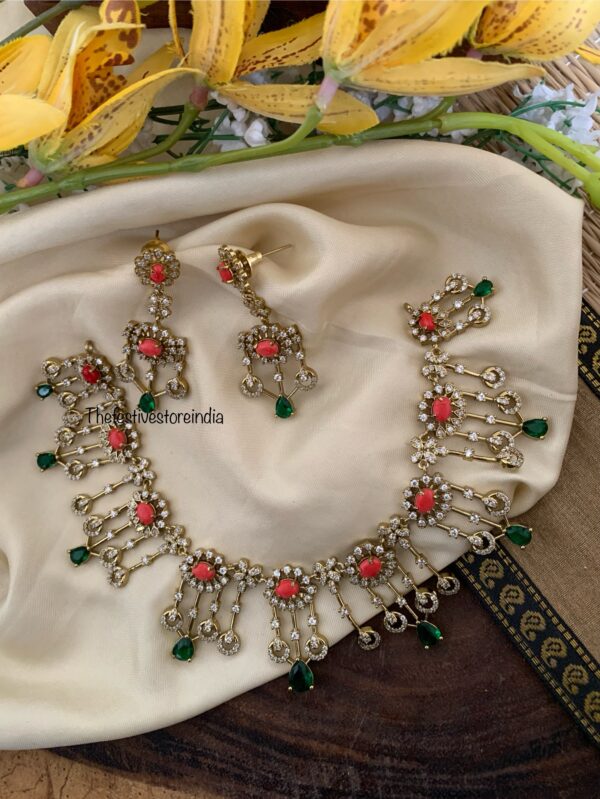Coral emerald necklace set