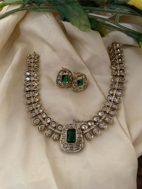Victorian with just emerald stone necklace set