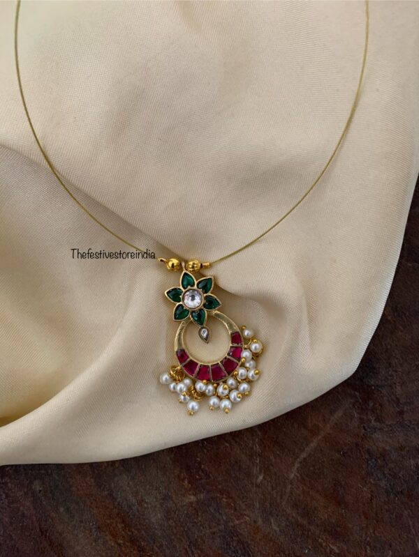 Jadau minimalist chandbali pendant chain