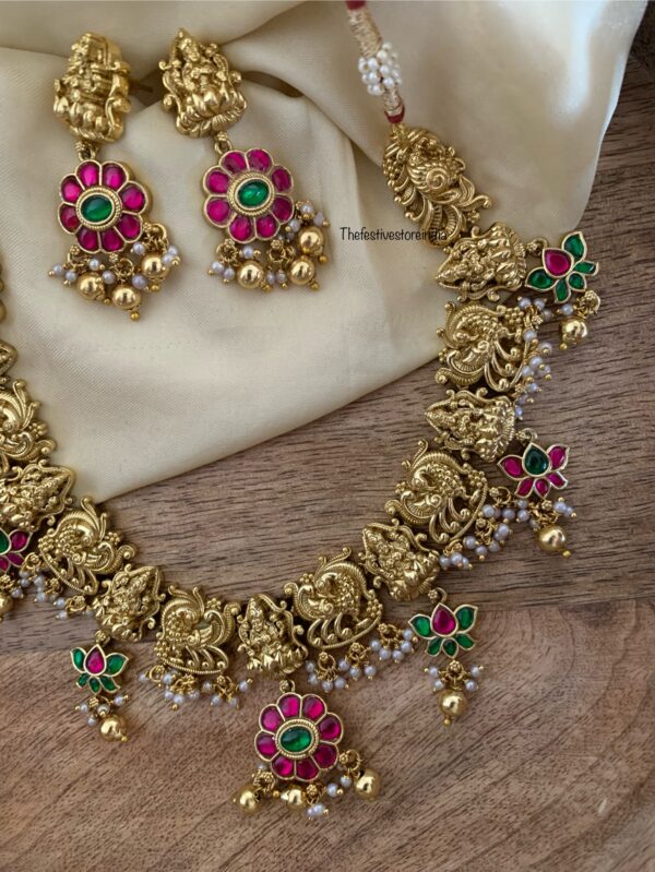 Bridal premium lakshmi necklace set with Jadau hangings