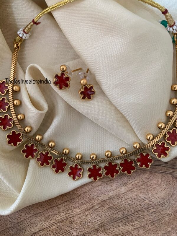 Enamel floral necklace set
