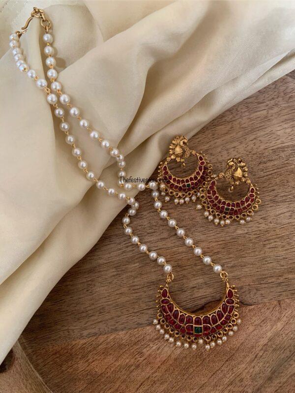 Budgeted Kemp chandra pearls set