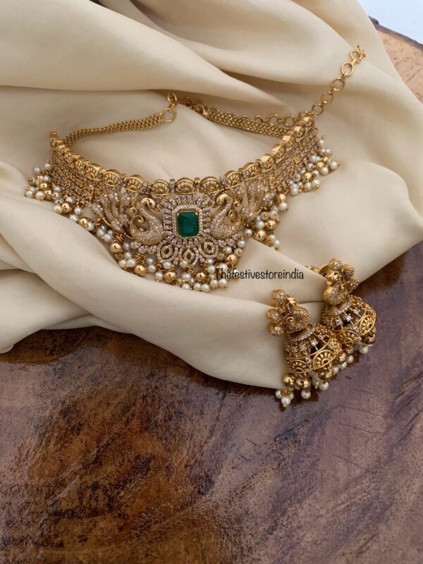 AD bridal choker set with Emerald stone