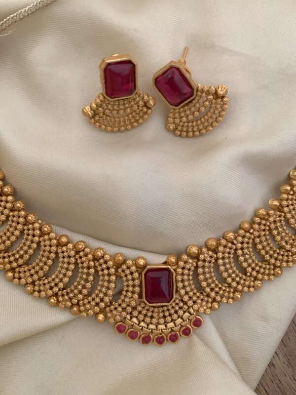 Knit necklace set - Red stone