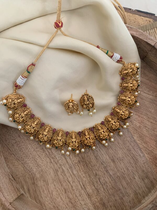 An all lakshmi matte necklace set