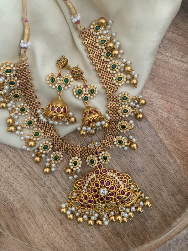 Close knit kemp necklace set