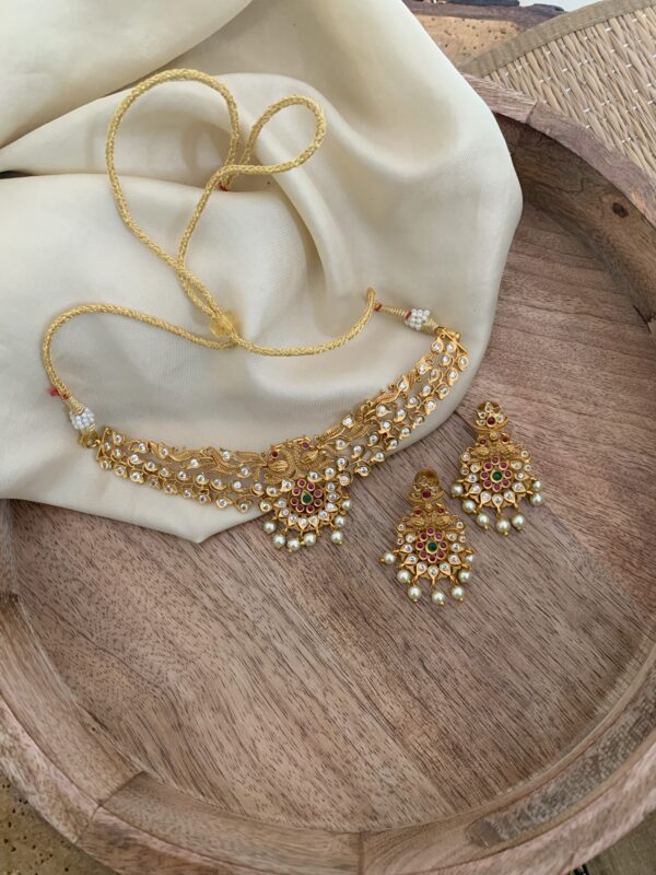 AD gold choker set