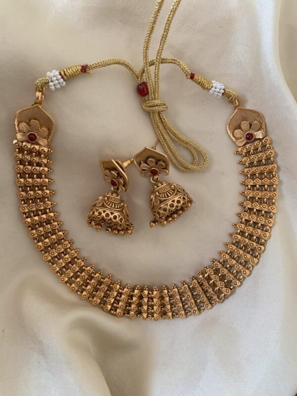 All gold necklace set