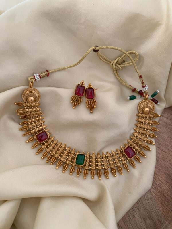 Block knit necklace set
