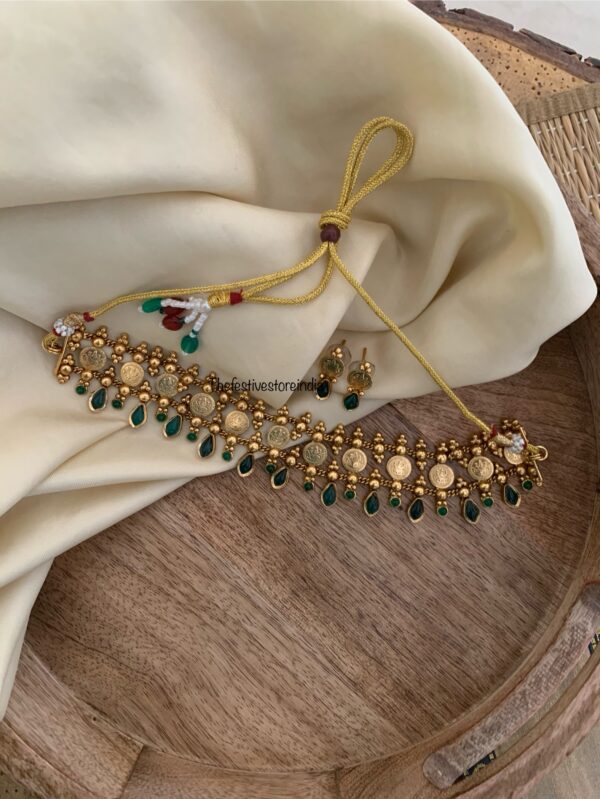 Kaasu lakshmi choker set - Green stone