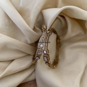 AD set of 2 bangles - All White