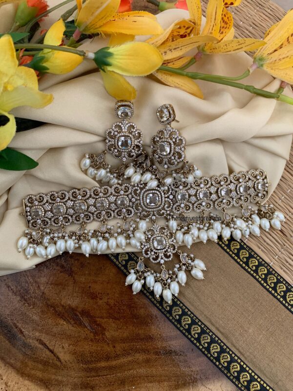Bridal white choker set