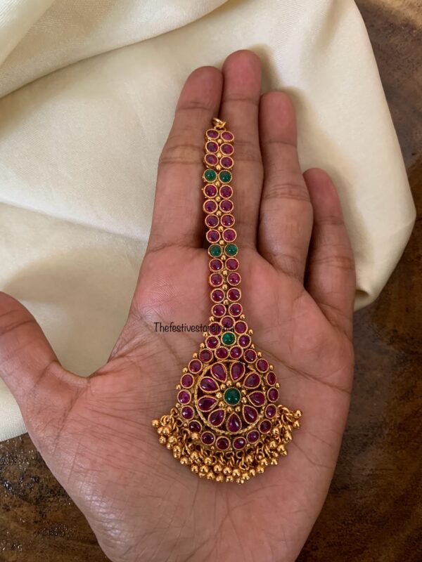 Round kemp Bridal maangtikka