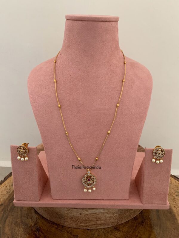 45cms pendant gold look alike chain set
