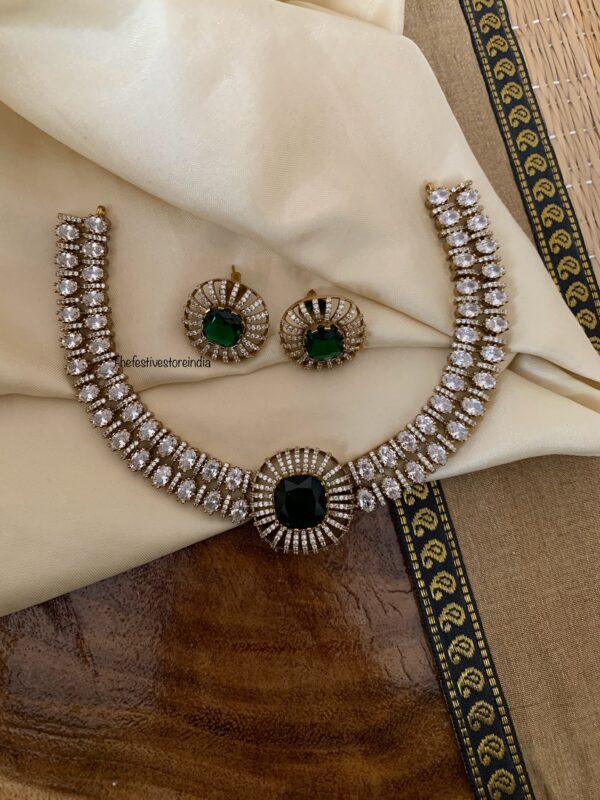 Victorian kanti style necklace set - Emerald stone