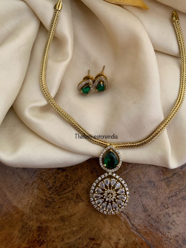 Budgeted Victorian attigai set - Emerald