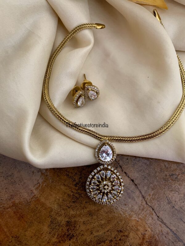 Budgeted Victorian attigai set - All white
