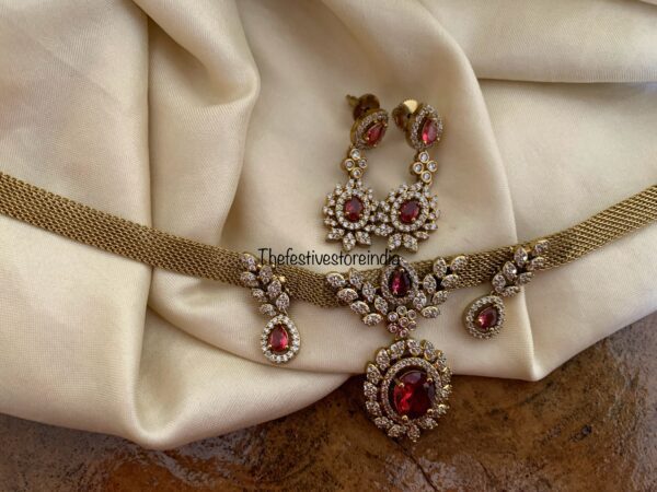 Budgeted Victorian pendant choker set - Ruby