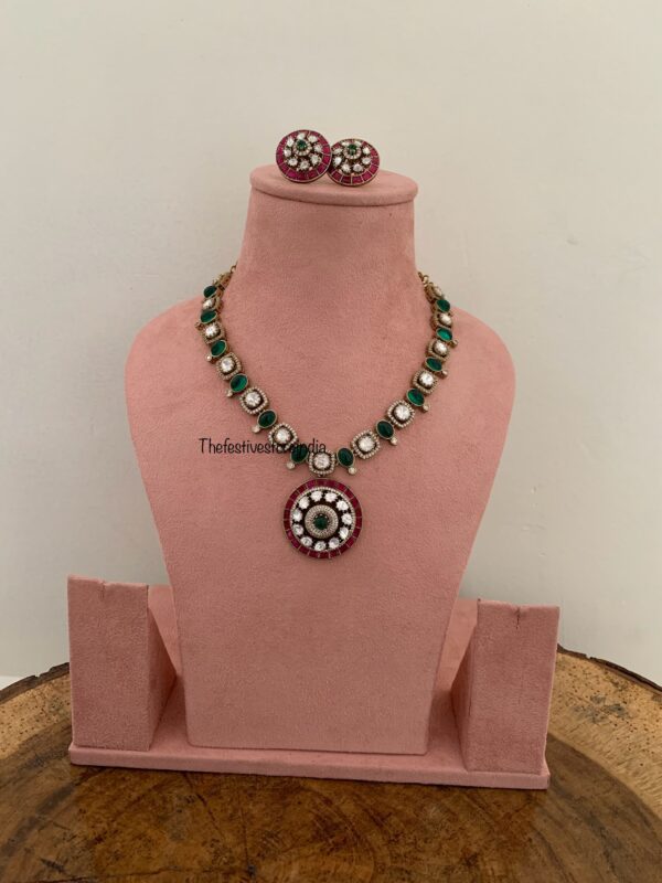 Moissanite raagata necklace set
