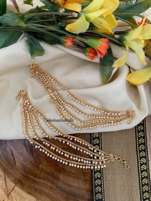Budgeted 4 layer pearls ear chain