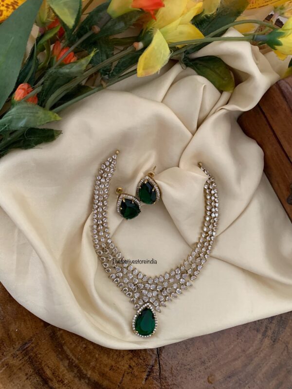 Victorian diamond Emerald drop necklace set