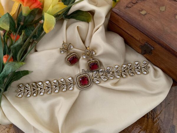 Classy Victorian choker set - Ruby