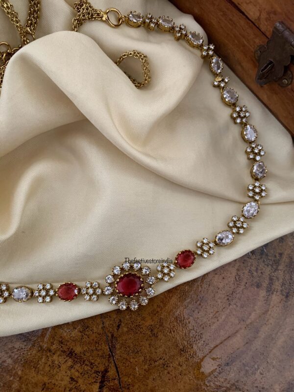 Minimalist Victorian hip chain - Ruby