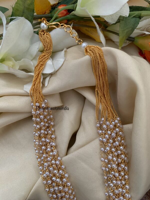 15 layer white pearls mid length maala