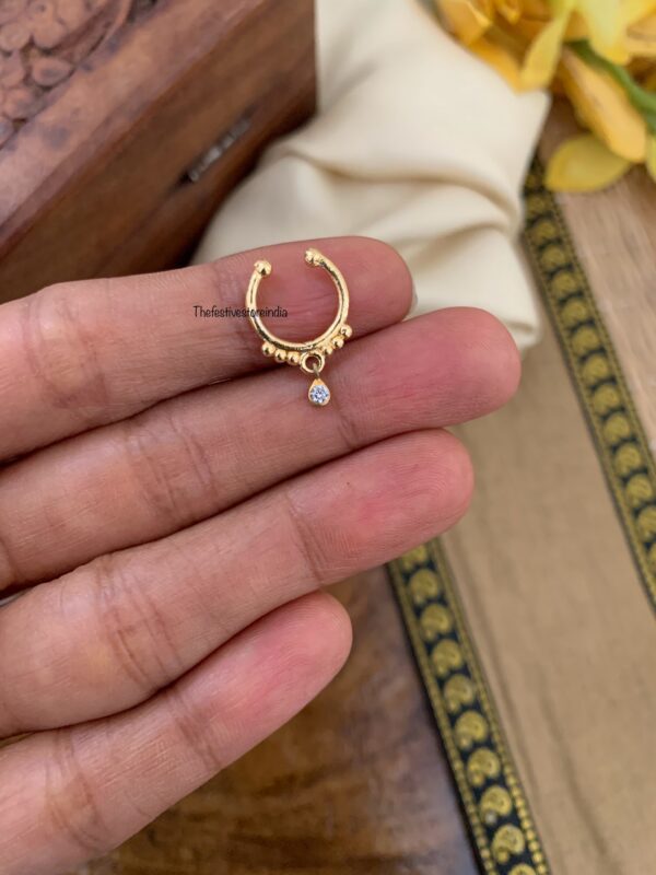Muhurtham Septum ring with drop