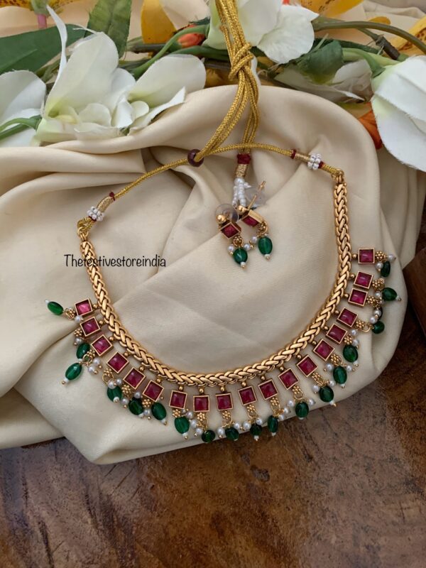 Budgeted drop blocks necklace set | Kemp | Green beads